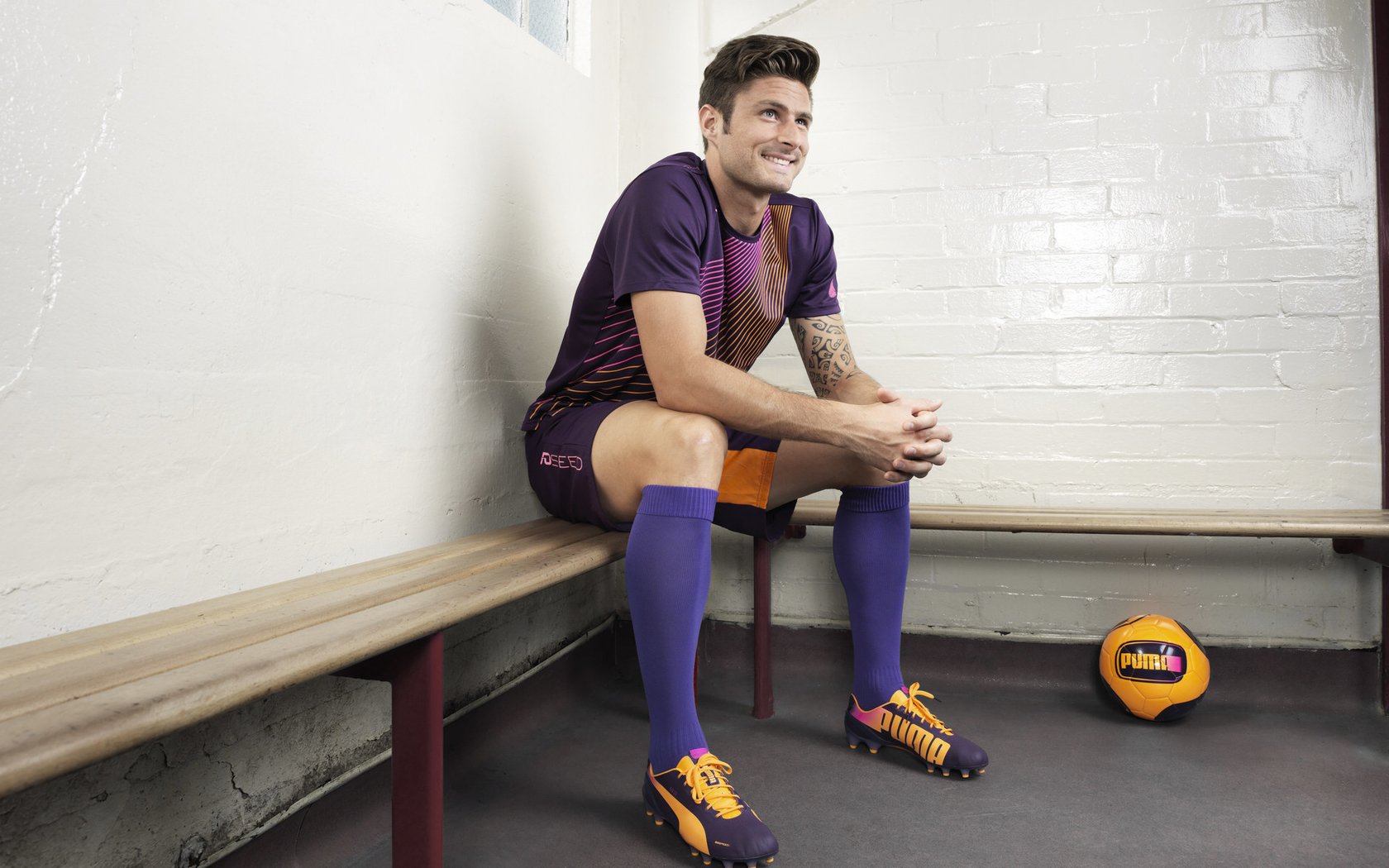 中意选手蝶泳交锋再添看点，中游体育蝶泳