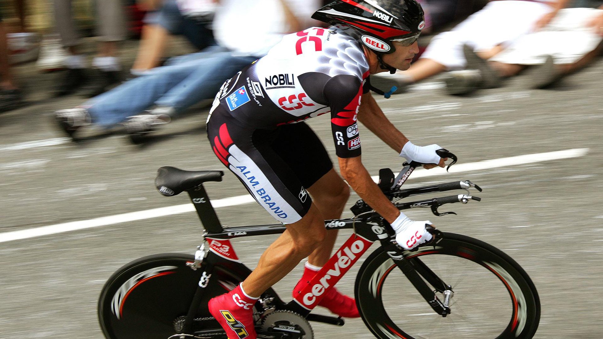 中国足球职业联赛推动绿色环保赛事，中国足球环境现状